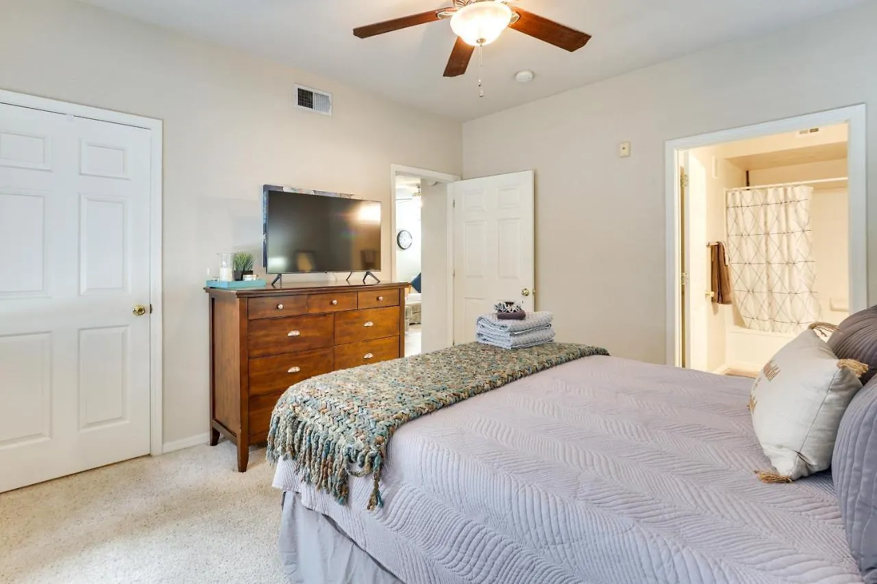 Central Phoenix Condo - Walk To Papago Park! Apartment