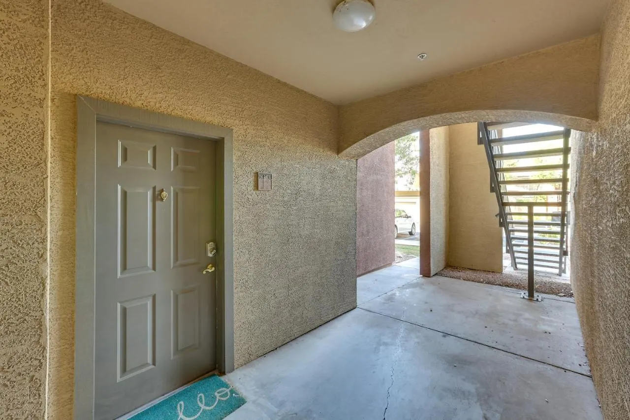 Apartment Central Phoenix Condo - Walk To Papago Park! United States