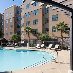 Courtyard North / Happy Valley Hotel
