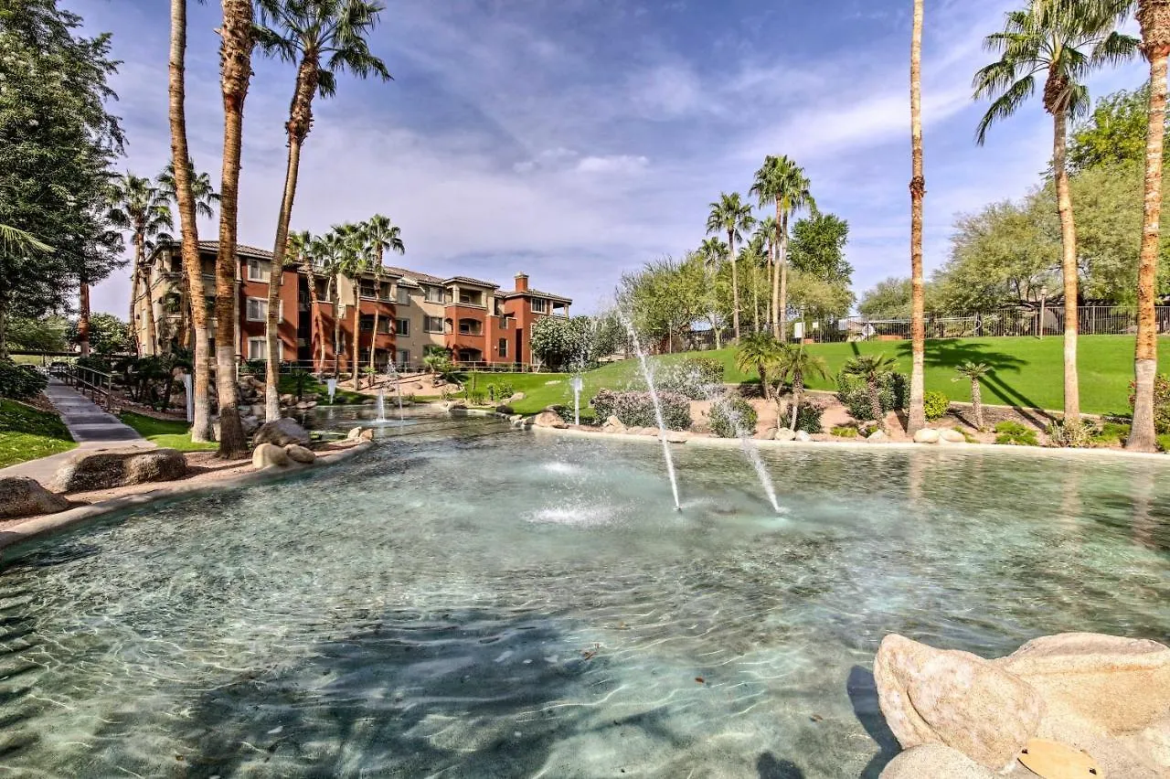 Central Phoenix Condo - Walk To Papago Park! United States